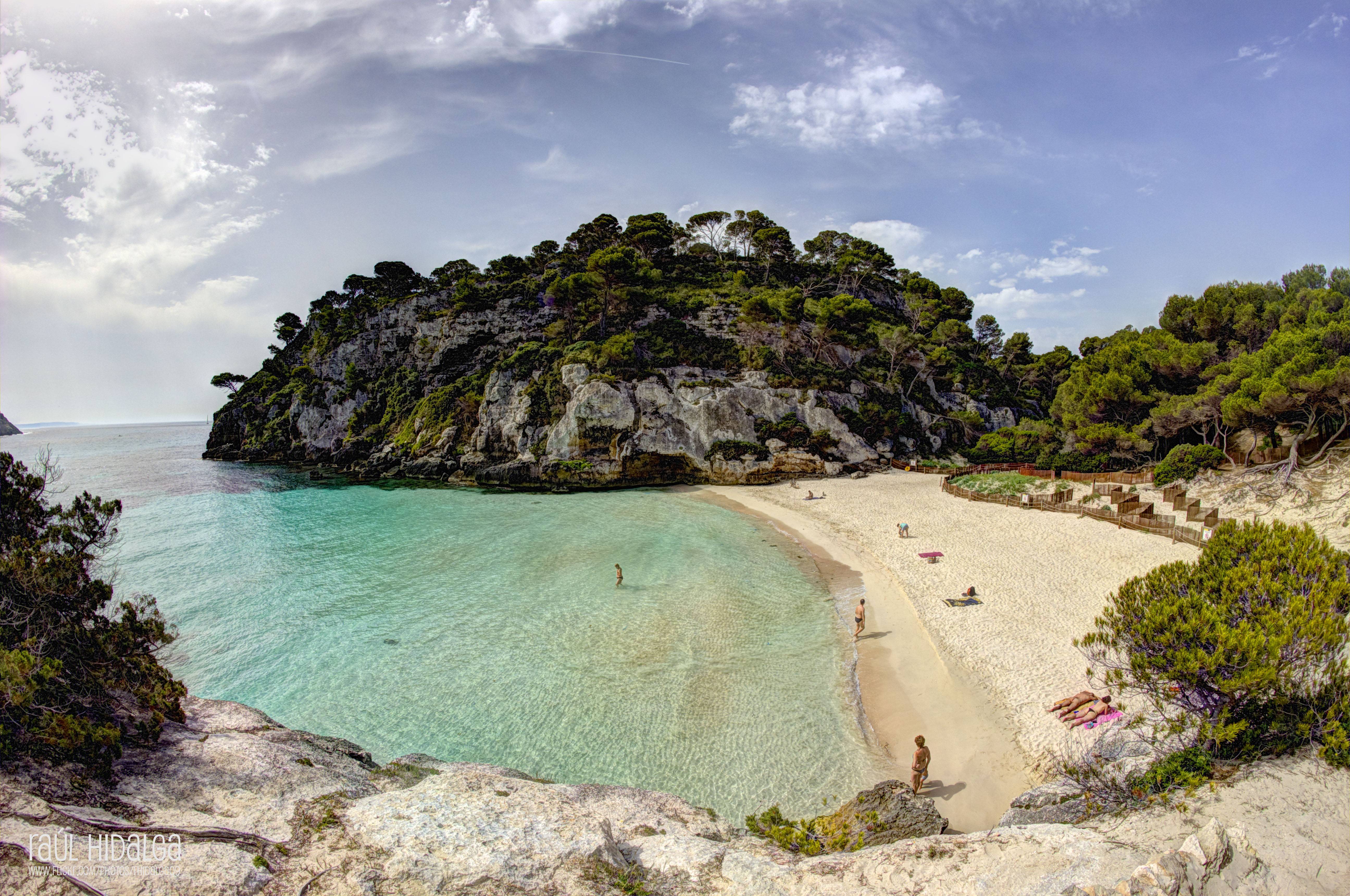 As praias mais lindas na Espanha!